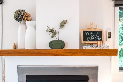 Photo of property in 17 Glen Brook Road, Omiha, Waiheke Island, 1081