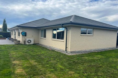 Photo of property in 301 Halswell Junction Road, Halswell, Christchurch, 8025