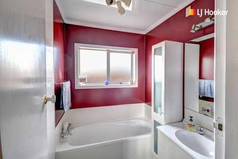 Photo of property in 72 Gilkison Street, Halfway Bush, Dunedin, 9010