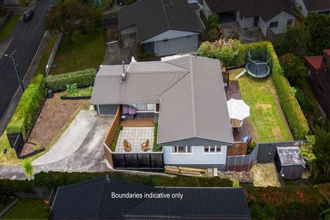 Photo of property in 9 O'halloran Road, Howick, Auckland, 2014