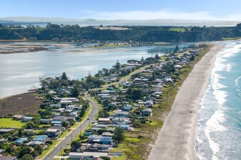 Photo of property in 563 Pukehina Parade, Pukehina, Te Puke, 3189