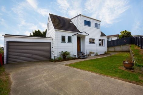 Photo of property in 11 Adventure Drive, Whitby, Porirua, 5024