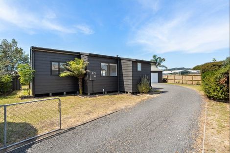Photo of property in 107 Sharyn Place, Whangamata, 3620