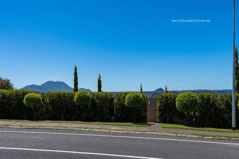 Photo of property in 809 Acacia Bay Road, Acacia Bay, Taupo, 3330