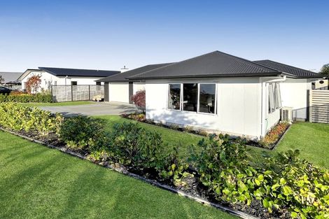Photo of property in 15 Royal Coachman Drive, Nukuhau, Taupo, 3330