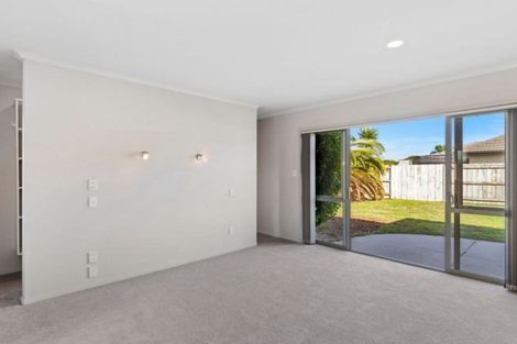 Photo of property in 9 Putaka Place, Papamoa Beach, Papamoa, 3118