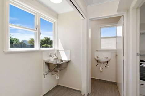 Photo of property in 55 Momorangi Crescent, Redwood, Christchurch, 8051