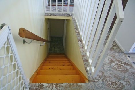 Photo of property in 65 Seaview Road, Cable Bay, 0420