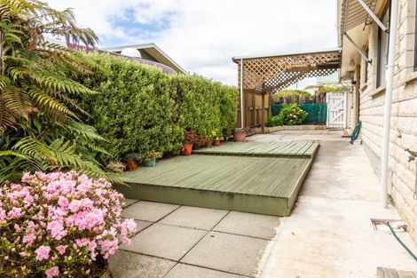 Photo of property in 74 Ormond Street, Woodville, 4920