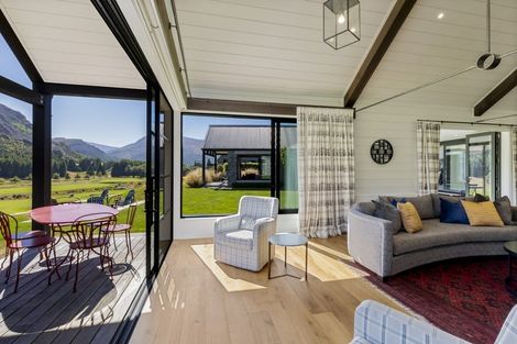 Photo of property in 11 Dalgleish Lane, Arrowtown, Queenstown, 9371