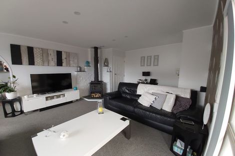 Photo of property in 6 Halder Place, Torbay, Auckland, 0632