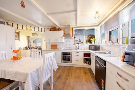 Photo of property in 18 Kelvin Road, Maraenui, Napier, 4110