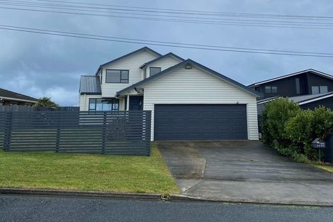 Photo of property in 1446 Whangaparaoa Road, Army Bay, Whangaparaoa, 0930