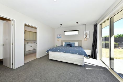 Photo of property in 16 Bradbury Avenue, Rolleston, 7614