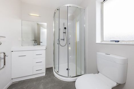 Photo of property in 4c Sheriff Place, Randwick Park, Auckland, 2105