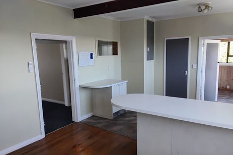 Photo of property in 32 Glenroy Street, Woolston, Christchurch, 8062