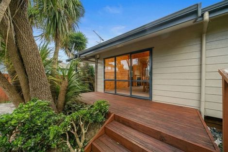 Photo of property in 5a Greenhaven Avenue, Opaheke, Papakura, 2113
