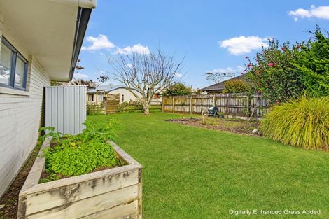 Photo of property in 4 Waitoa Street, Waiuku, 2123