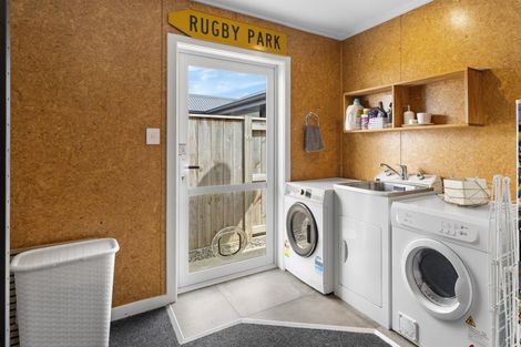 Photo of property in 31 Freedom Drive, Kelvin Grove, Palmerston North, 4414