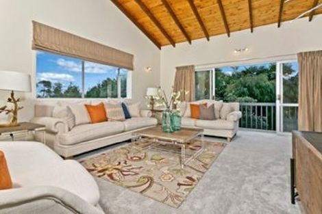 Photo of property in 129 Arran Road, Browns Bay, Auckland, 0630