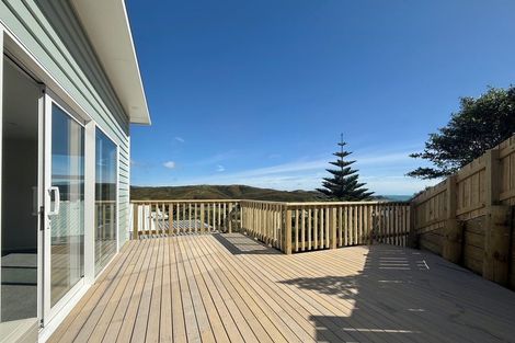 Photo of property in 23 Mana View Road, Paremata, Porirua, 5026