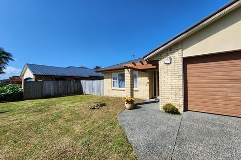 Photo of property in 20 Blackwood Drive, Wattle Downs, Auckland, 2103