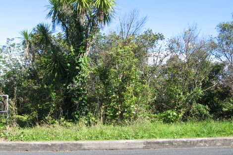 Photo of property in 2/8 Carlisle Road, Browns Bay, Auckland, 0630