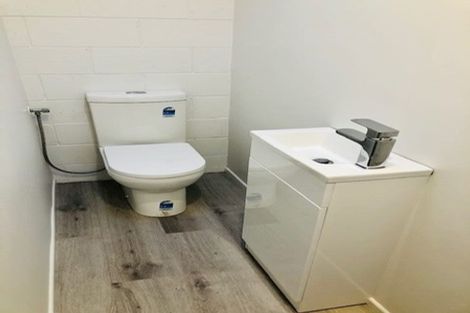 Photo of property in 2/1001 High Street, Avalon, Lower Hutt, 5011