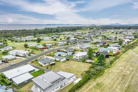 Photo of property in 73 Kahotea Drive, Motuoapa, 3382