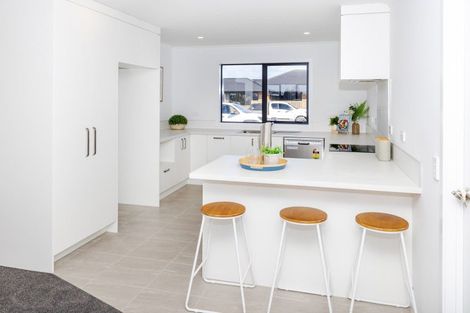 Photo of property in 2 Pukaki Road, Mangere, Auckland, 2022