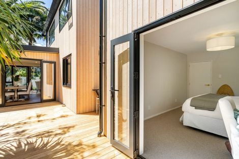 Photo of property in 2/236 Beach Road, Campbells Bay, Auckland, 0630