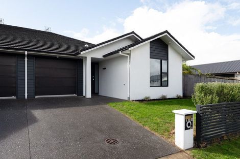 Photo of property in 2/24 Maggie Place, Chartwell, Hamilton, 3281