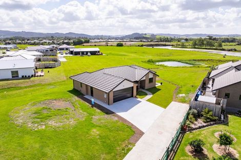 Photo of property in 12 Breton Drive, Waipu, 0510