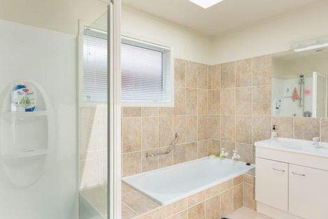 Photo of property in 1 Te Hatepe Avenue, Taupo, 3330