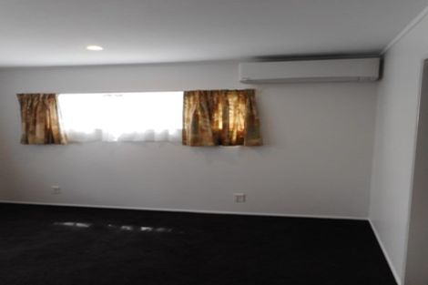 Photo of property in 2a Matangi Road, Mount Wellington, Auckland, 1060