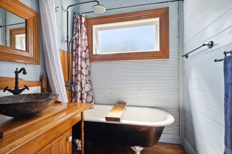 Photo of property in 12 Lyndhurst Street, Awapuni, Gisborne, 4010