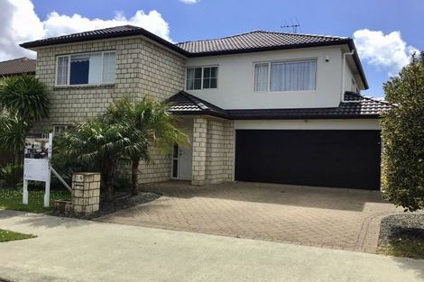 Photo of property in 14 Bridgefield Crescent, Flat Bush, Auckland, 2016