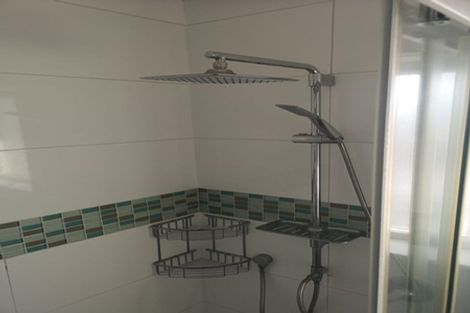 Photo of property in 5c Mountain Road, Mount Wellington, Auckland, 1072