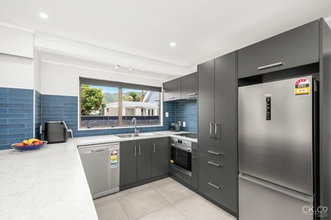 Photo of property in 19b Totara Crescent, Woburn, Lower Hutt, 5010