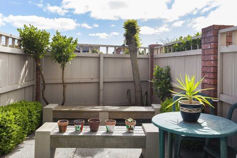 Photo of property in 18 Henley Green, Northwood, Christchurch, 8051