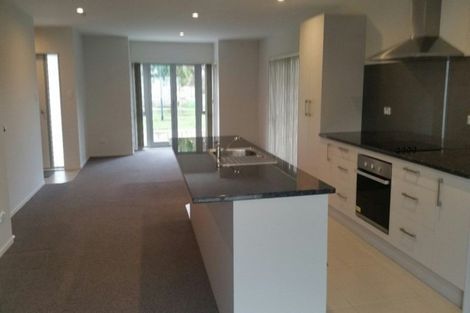 Photo of property in 223 Porchester Road, Takanini, 2112