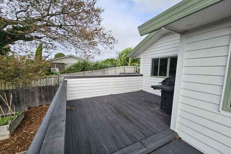 Photo of property in 24 Carillon Place, Massey, Auckland, 0614