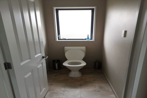 Photo of property in 33 Robinia Place, Wigram, Christchurch, 8042