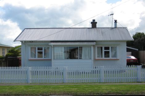 Photo of property in 53 Manuka Street, Castlecliff, Whanganui, 4501