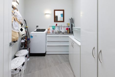 Photo of property in 127 Coutts Road, Gore, 9710