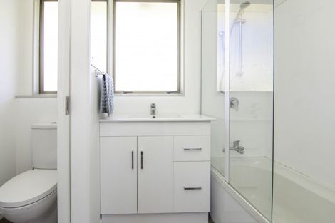 Photo of property in 51 Acacia Street, Kelvin Grove, Palmerston North, 4414