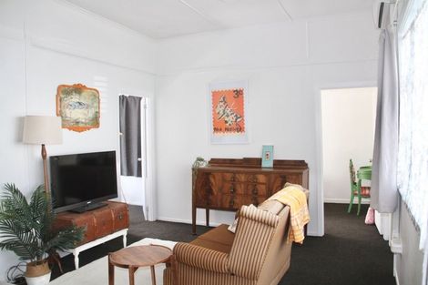 Photo of property in 2 Nikau Street, Newtown, Wellington, 6021