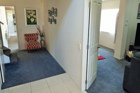 Photo of property in 67 Middlefield Drive, East Tamaki Heights, Auckland, 2016