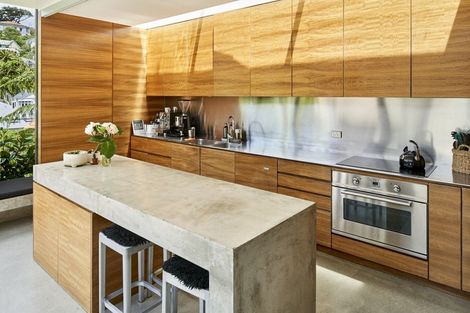 Photo of property in 8 Mcfarlane Street, Mount Victoria, Wellington, 6011