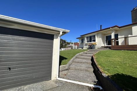 Photo of property in 3 Miro Street, Karoro, Greymouth, 7805